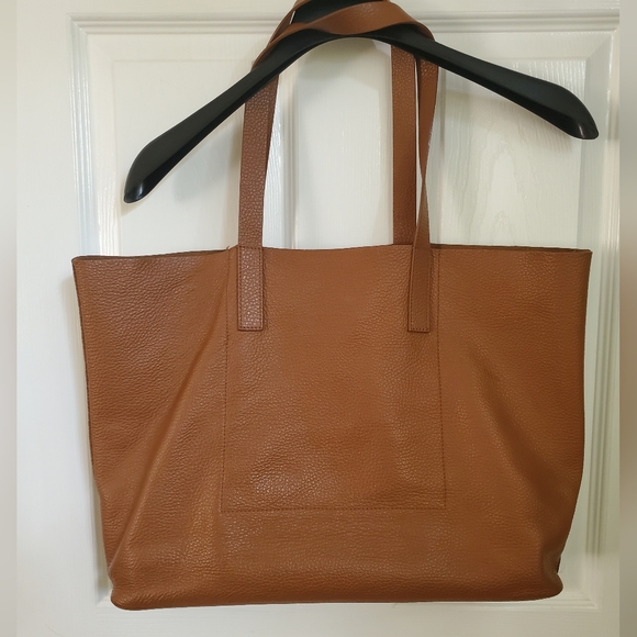 Everlane Soft Day Tote Handbag in Cognac - Picture 3 of 7